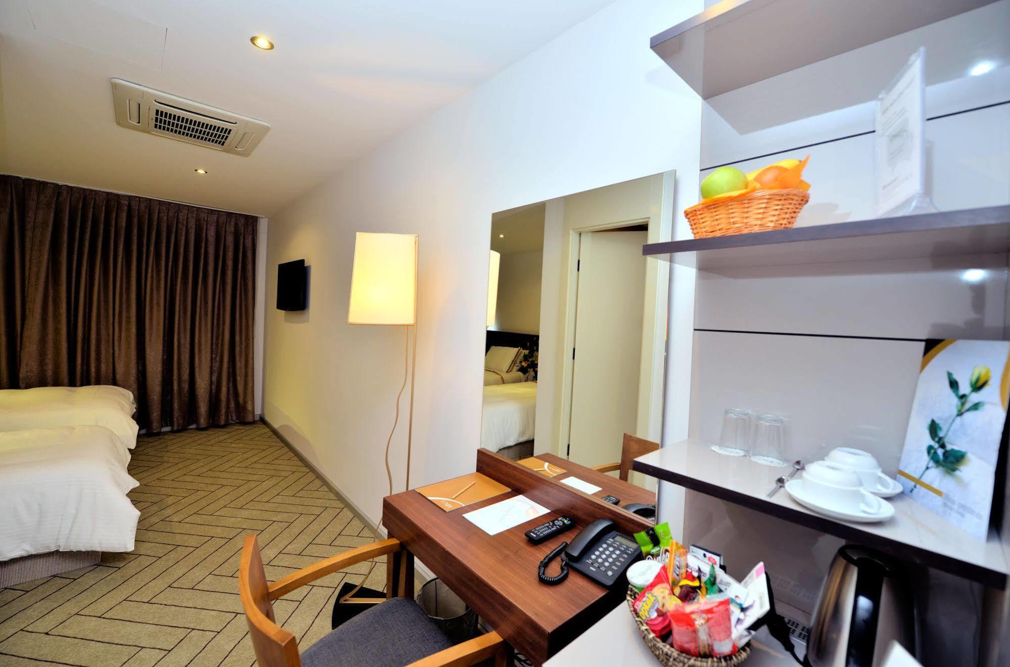 Upsuites Hotel Stambuł Zewnętrze zdjęcie